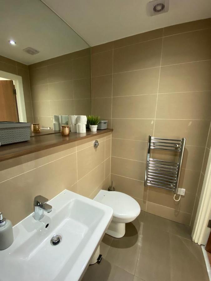 3 Bed Central Apartment *Free Parking On Site* Manchester Exterior foto