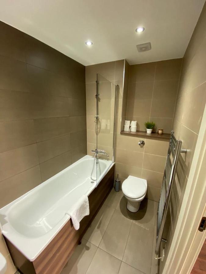 3 Bed Central Apartment *Free Parking On Site* Manchester Exterior foto
